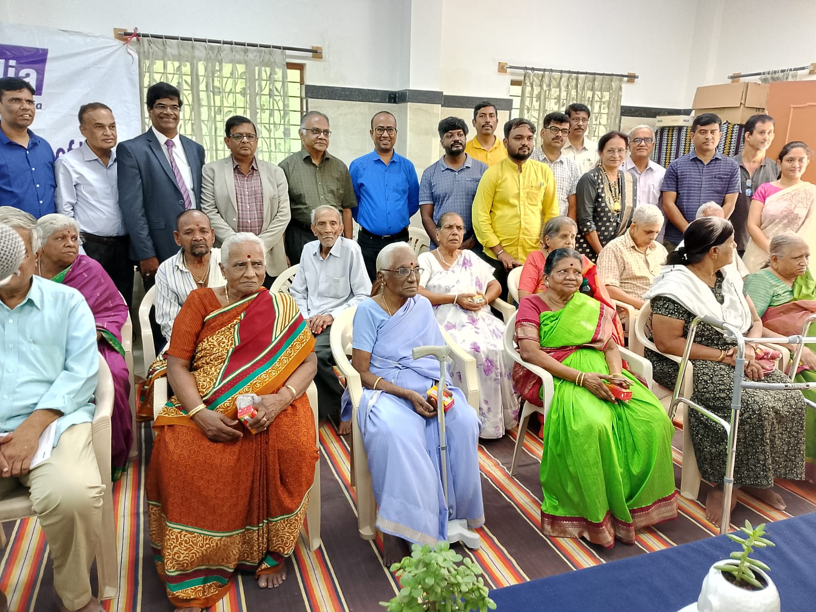 Residents and visitors together at Jeevan Sandhya Trust